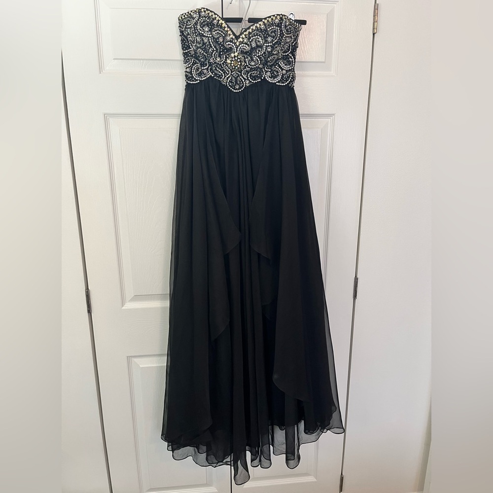 Black Strapless Sherri Hill Gown Size 2